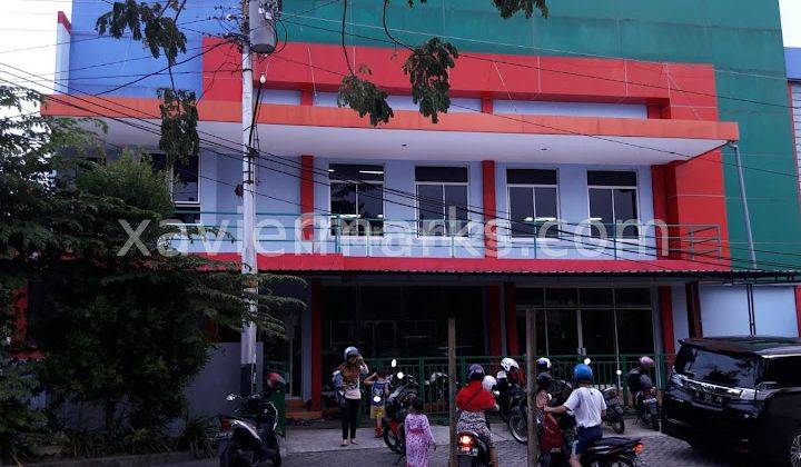 Ruko 2 Lantai Lokasi Strategis di Keramaian Semarang Barat 1