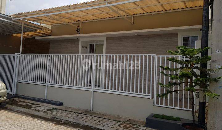 Dijual Rumah 2 Lantai Di Sumarecon Tangerang SHM Furnish 2