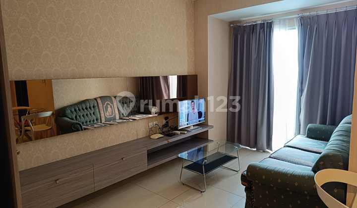 Dijual Apartemen Cosmo Residence 2 Bedroom Lantai Sedang