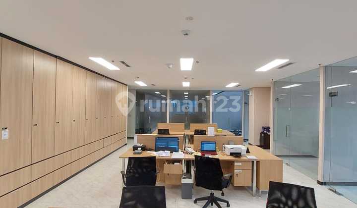 Dijual Office D8 Treasure Senopati Furnished Harga Affordable 1