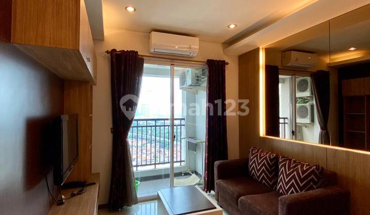 Disewakan Apartemen Thamrin Executive 2 Bedroom Lantai Sedang Disewakan Apartemen Thamrin Executive 2 Bedroom Lantai Sedang