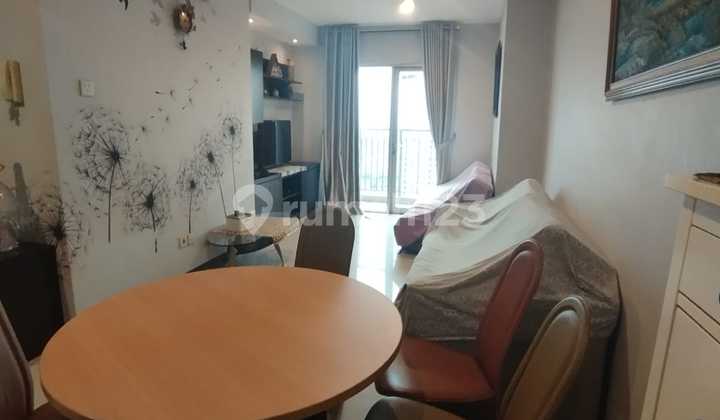 Disewakan 3 Bedroom Apartemen Cosmo Mansion Good Furnish Disewakan 3 Bedroom Apartemen Cosmo Mansion Good Furnish