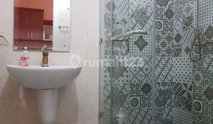 Disewakan 1 Bedroom Apartemen Cosmo Residence Good Furnish 2