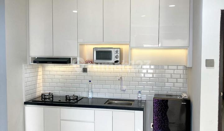 Disewakan Murah 2 Bedroom Apartemen Cosmo Mansion Fully Furnish 2