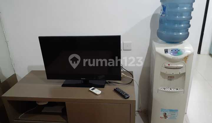 Dijual Murah 1 Bedroom Apartemen Cosmo Mansion Lokasi Strategis 2