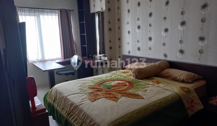 Dijual 2 Bedroom Furnish Apartemen Cosmo Mansion Lokasi Strategis 2