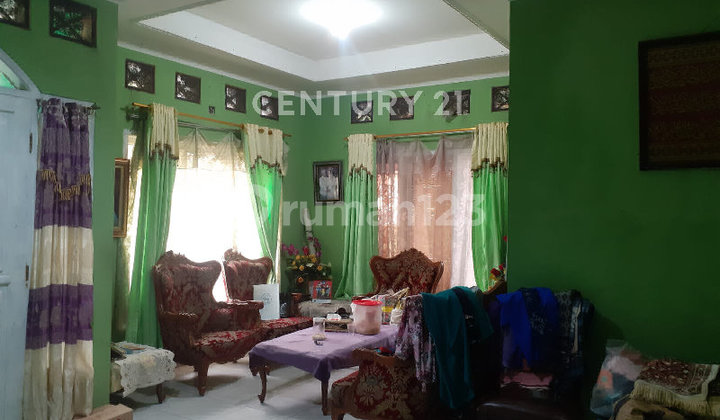 Rumah Keluarga Besar di Kelapa Gading 6 KT Rooftop & Halaman Luas