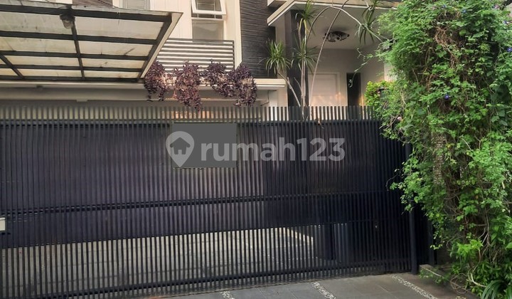 Rumah Cantik Di Pondok Indah Jakarta Selatan