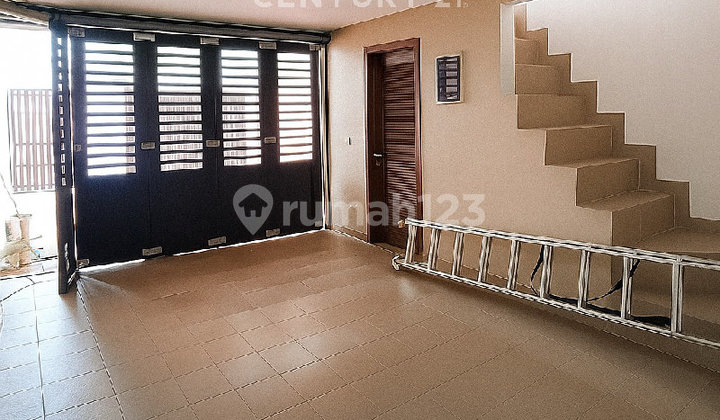 Dijual Rumah di Kemang Jakarta Selatan bisa KPR 2