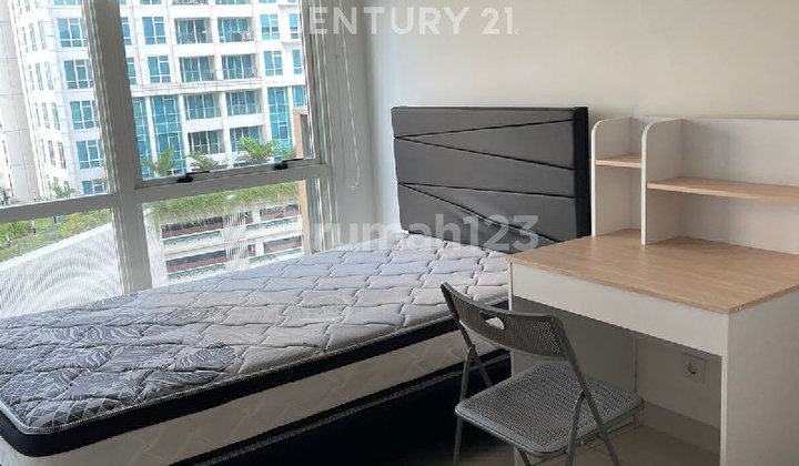 Apartment Kensington Royal Suites 3BR Siap Huni Lantai Rendah 2