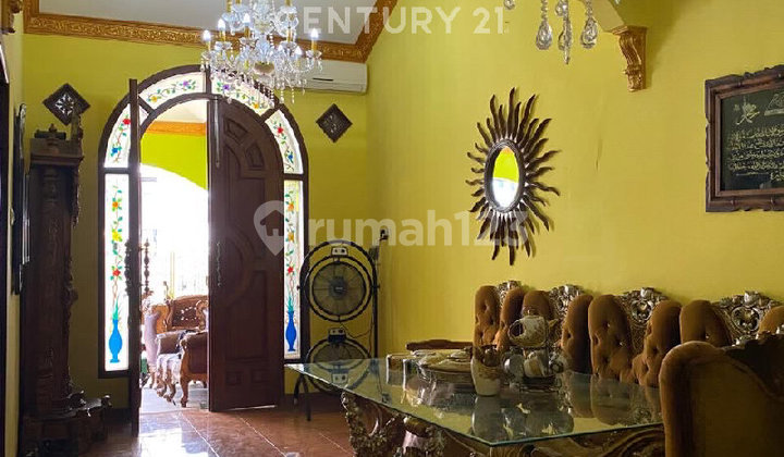 Semi-furnished 1.5-story Newly Renovated Janur Asri Kelapa Gading