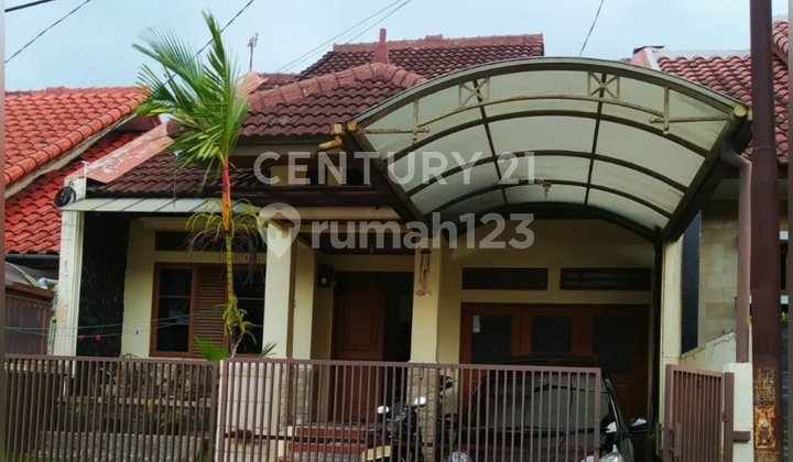 For Sale Comfortable Home In Pondok Hijau, North Bandung 1
