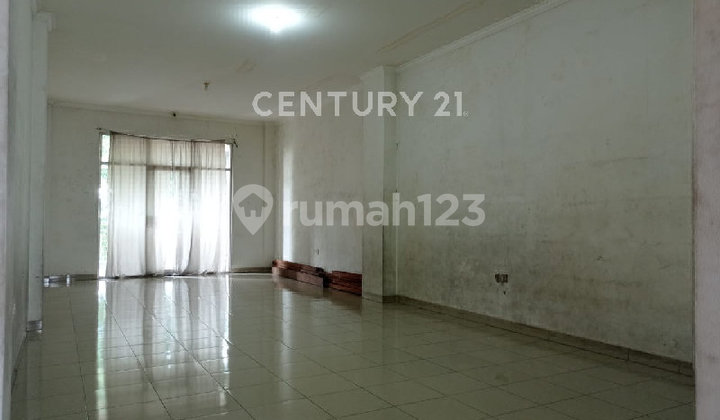 For Rent 3 Connected Shophouses in Slipi Palmerah, West Jakarta 2
