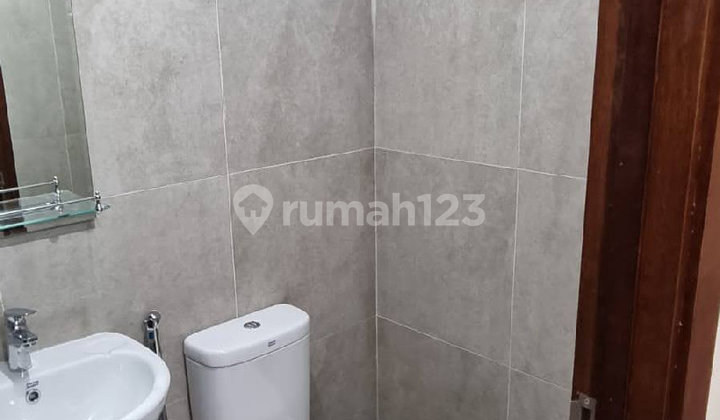 Studio Sea View Pollux Habibie Batam Tower 1 LT 18 Full Furnished 2