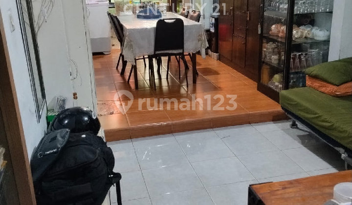 Rumah di Pinggir Jalan bisa untuk Tempat Usaha 2