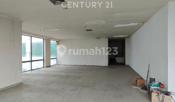 Ruko 4Lantai Utk Kantor Bank Usaha Lokasi Strategis di Jaksel