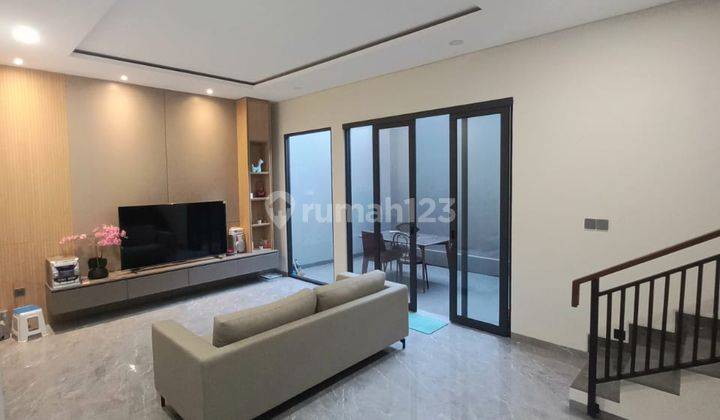 Rumah Baru 2 Lantai Dan Semi Furnished di Pondok Hijau Bandung 1