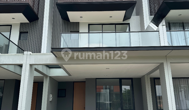 Brand New House in Botany Hills Cluster - Fatmawati City Center 1