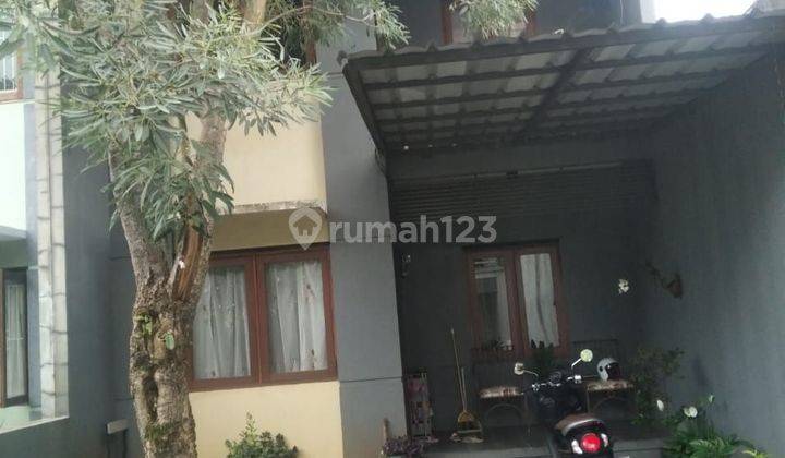 Di Jual Rumah Townhouse Komplek Grand Sariwangi 1