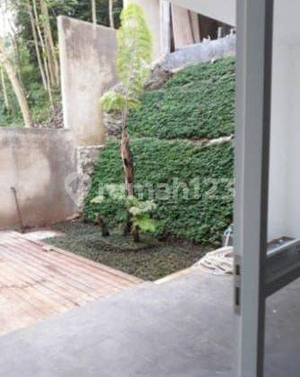 Rumah Villa 3 Lantai Down Slope Dago 2