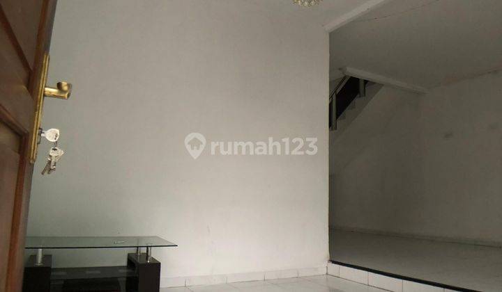 Dijual Rumah di Jl. Deleg Kel. Burangrang Kec. Lengkong Kota Bandung 1