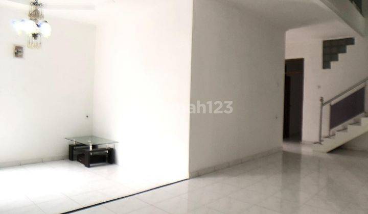 Dijual Rumah Strategis kota bandung Jl. Deleg Kec. Lengkong Kota Bandung 2