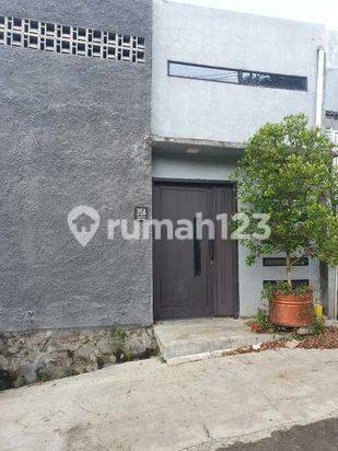 Dijual rumah ex kantor komplek taman cihanjuang 1