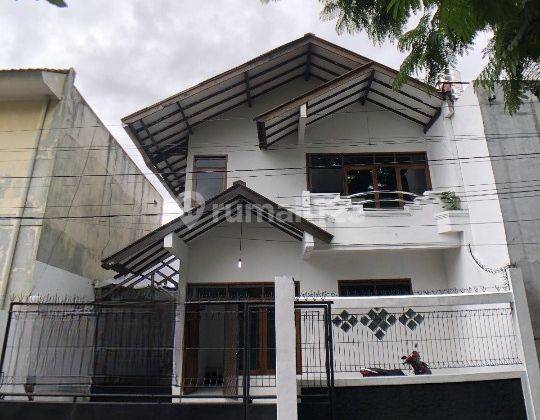 Dijual Rumah Strategis kota bandung Jl. Deleg Kec. Lengkong Kota Bandung 1