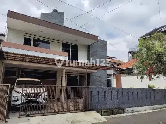 Dijual rumah siap huni komplek cidamar permai pasteur gunung batu 1