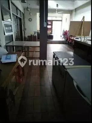 Dijual Rumah Besar di Kembar Sayap Moh.toha Dan Sriwijaya Bkr Cocok Untuk Usaha 1