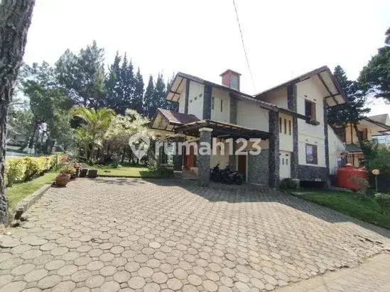 Dijual Villa Istana Bunga Parongpong Lembang Bandung Barat 2