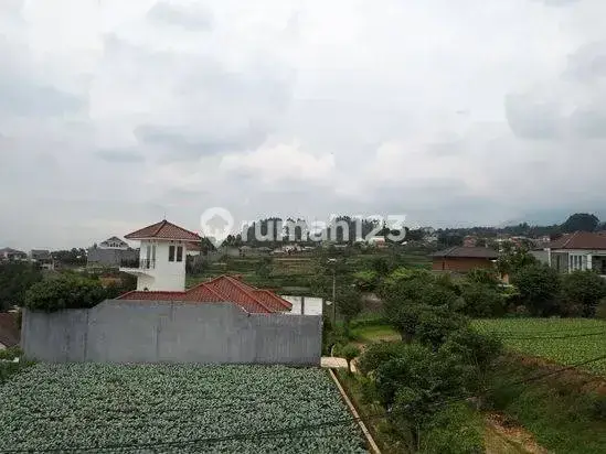 Dijual Rumah di Setiabudi Regency C Bandung Utara. 2