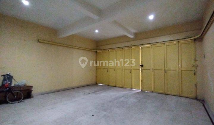 Rumah terawat siap huni di mainroad jalan kopo Immanuel 2