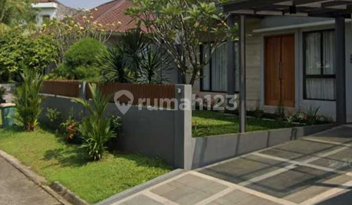 Rumah Strategis di Sentul City dengan udara yang sejuk dan nyaman Rumah Strategis di Sentul City dengan udara yang sejuk dan nyaman