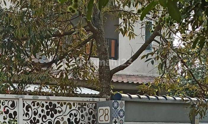 Rumah 2 Lantai SHM di Jalan Jambia Leuwinanggung 1