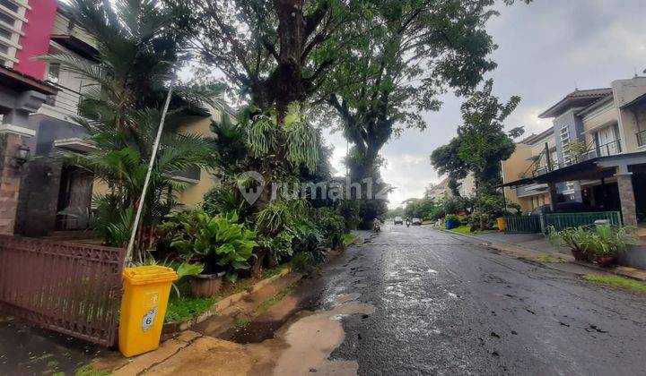 Rumah 2 Lantai Bagus SHM di Raffles Cibubur 2