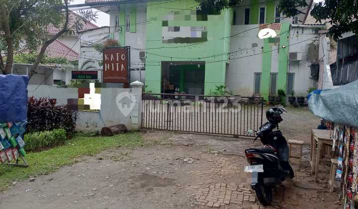 Strategic office house with public facilities in Cibubur