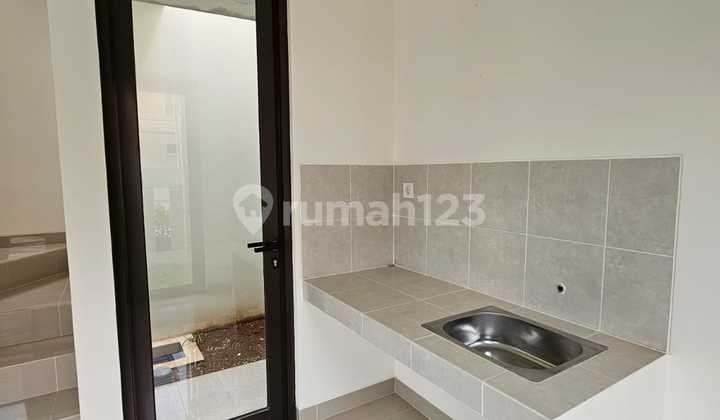 Rumah Bagus Siap Huni di Podomoro Golf View