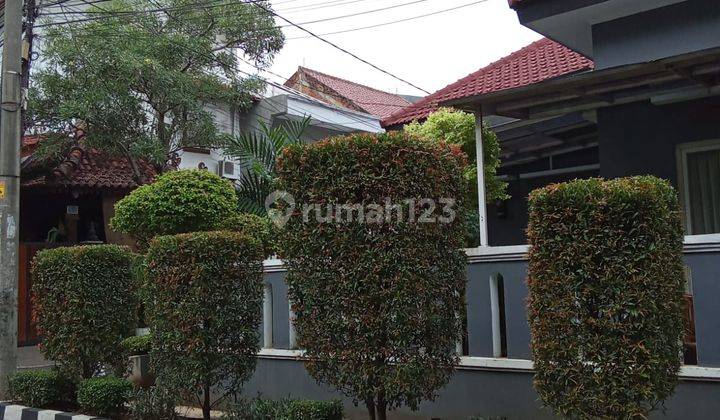 Rumah Semi Furnished SHM Strategis di Cilodong, Depok 2