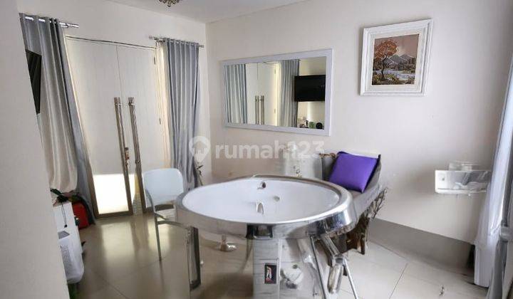 Rumah 2 Lantai Furnished SHM di Citragran Cibubur 2