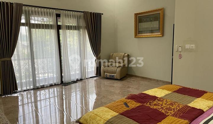 Spacious 345 m² House in a Strategic Location 5 Minutes to Jatiwarna Toll Road 2