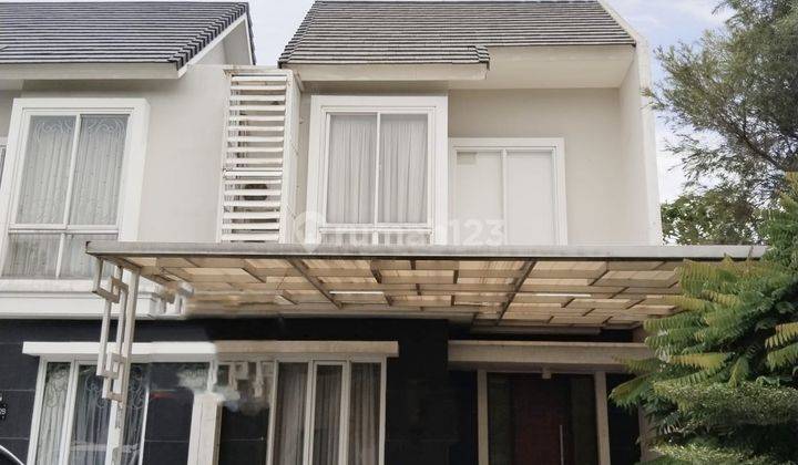 Rumah Hoek 2 Lantai Semi Furnished SHM di Citragran Cibubur  1