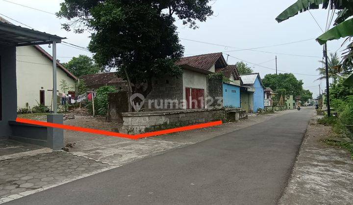 Dijual Tanah Sleman Dekat Jalan Raya Selomartani 1