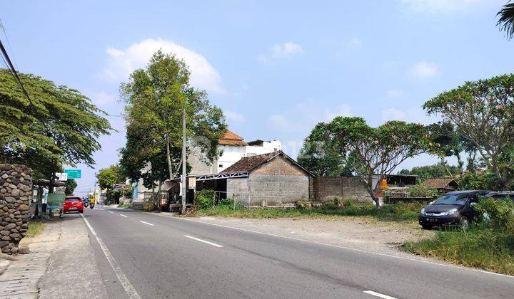 Dijual Tanah Pekarangan Tepi Jalan Raya, Sleman 1