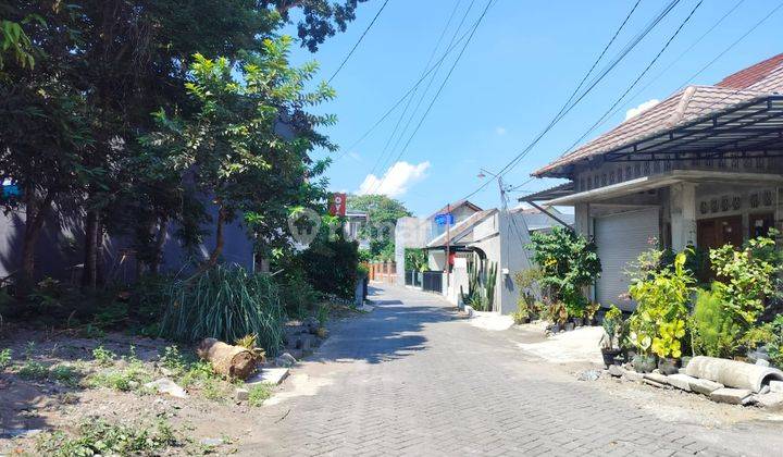 Tanah Kosong di Belakang Spbu Uii Jalan Kaliurang 1