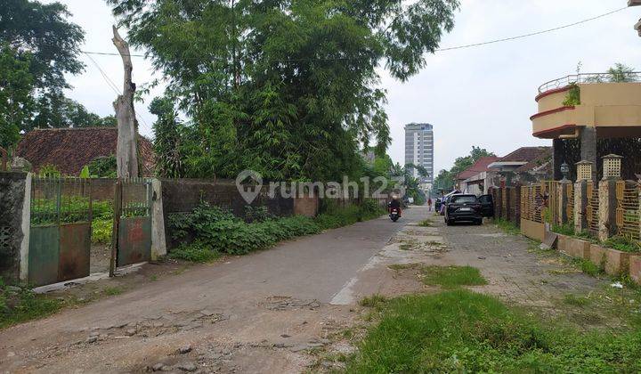 Tanah Jogja, Pogung Baru Dekat Kampus Ugm, Jl. Kaliurang 2