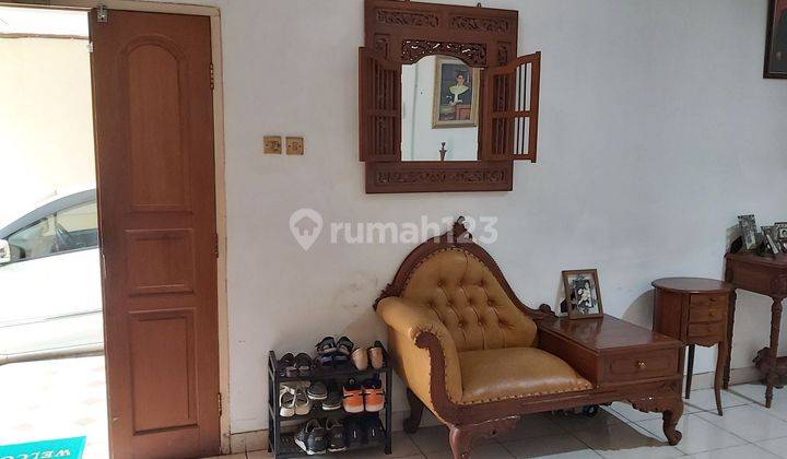 Rumah 2 Lantai Murah di Jalan Bumi Satria Kencana SHM Butuh Renovasi Timur 2