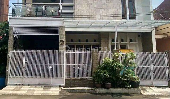 Rumah Mewah Semi Furnish Dekat Caringin Bandung 1