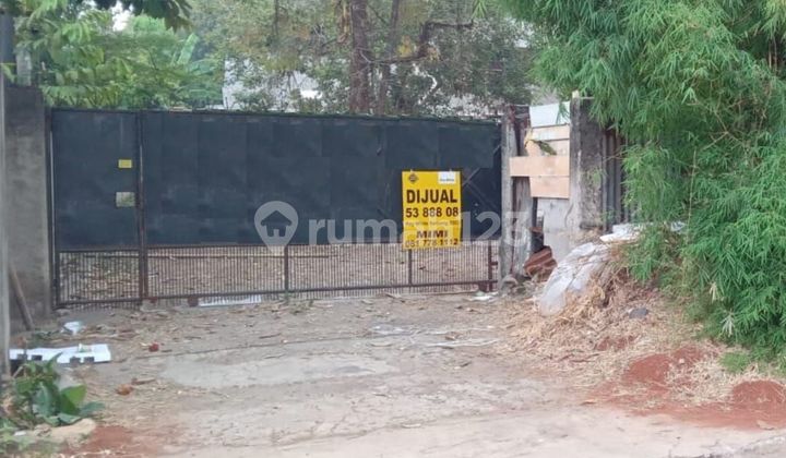 Lot in a Strategic Location