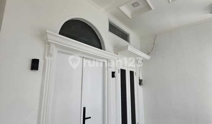 Rumah Renovated Di Komplek Perdagangan Ciledug 2